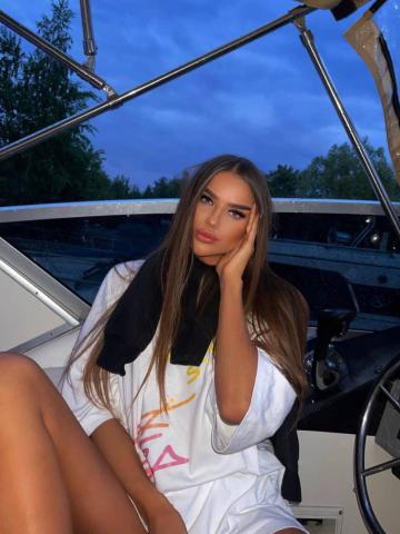 Проститутка Каролина